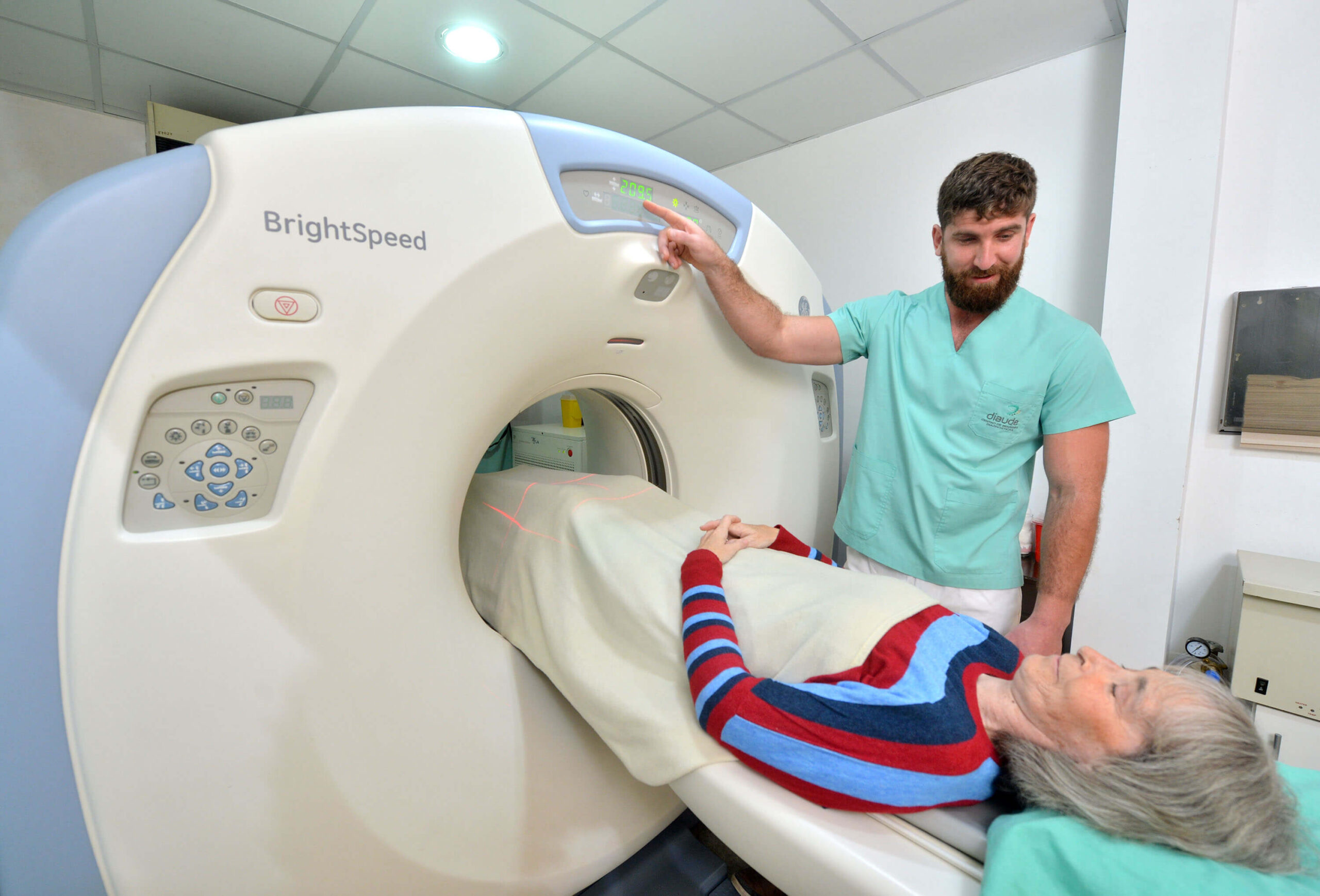 tomografia de rodilla